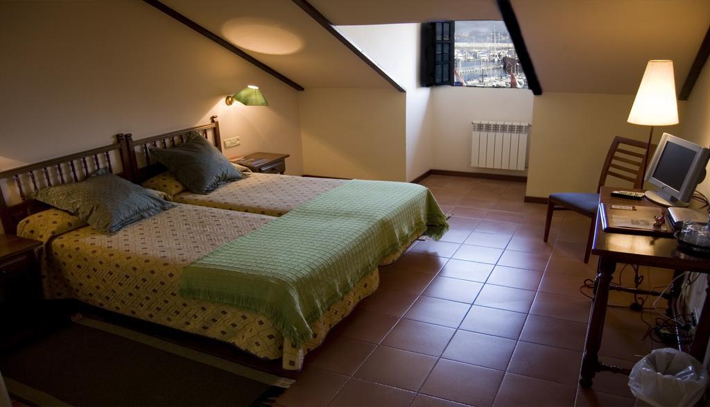 Pazo De Mendoza Hotel Baiona Værelse billede